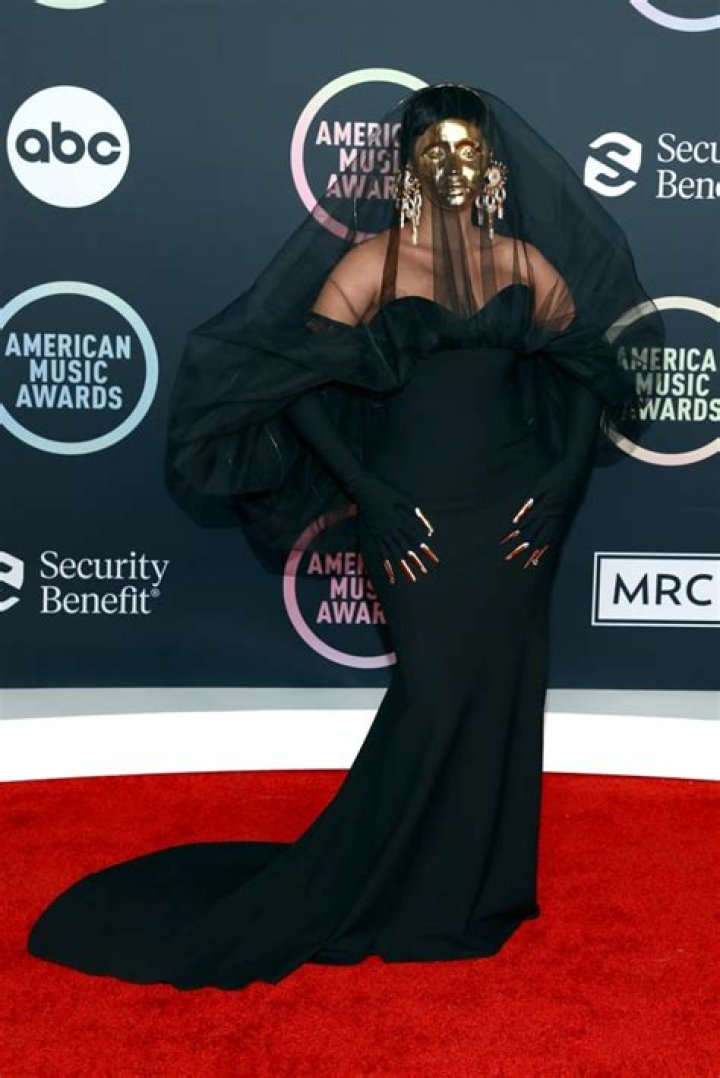 2021 AMERICAN MUSIC AWARDS - The AMAs will air live from the Microsoft Theater in Los Angeles on Sunday, Nov. 21, at 8:00 p.m. EST/PST on ABC. (Shaun Hoffman/ABC) SILK SONIC