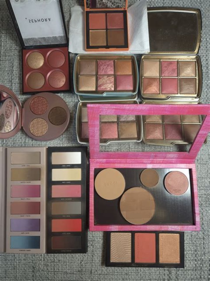 24 Blush & Face Palettes That Are Perfect For Fall