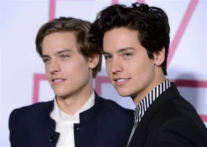 4 Times They’ve Looked Like Twins – Hollywood Life