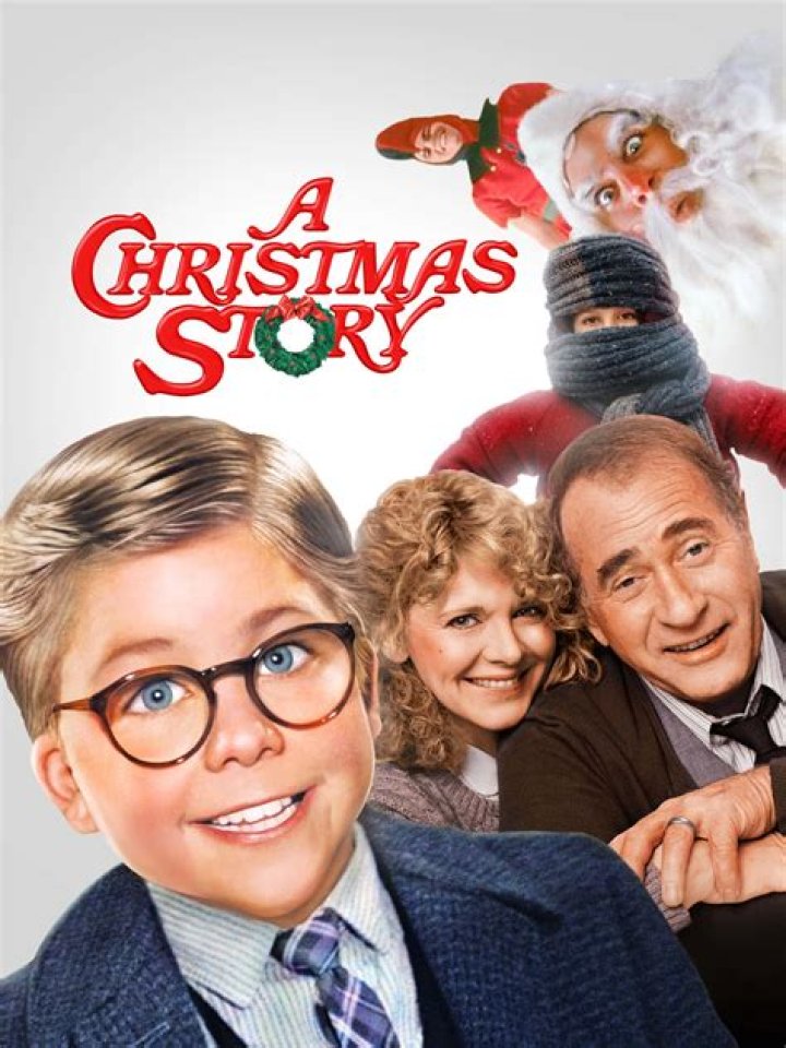 A CHRISTMAS STORY, from left: Melinda Dillon, Darren McGavin, Ian Petrella, Peter Billingsley, 1983. &copy;MGM/courtesy Everett Collection