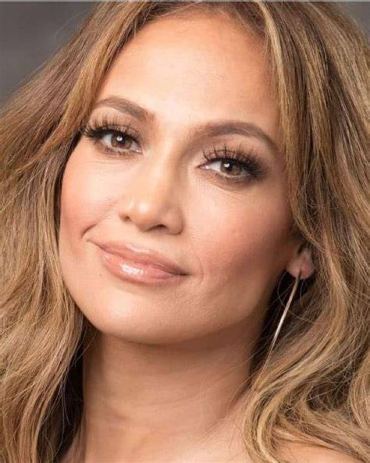 A Close-Up Of Jennifer Lopez&rsquo; Green Diamond