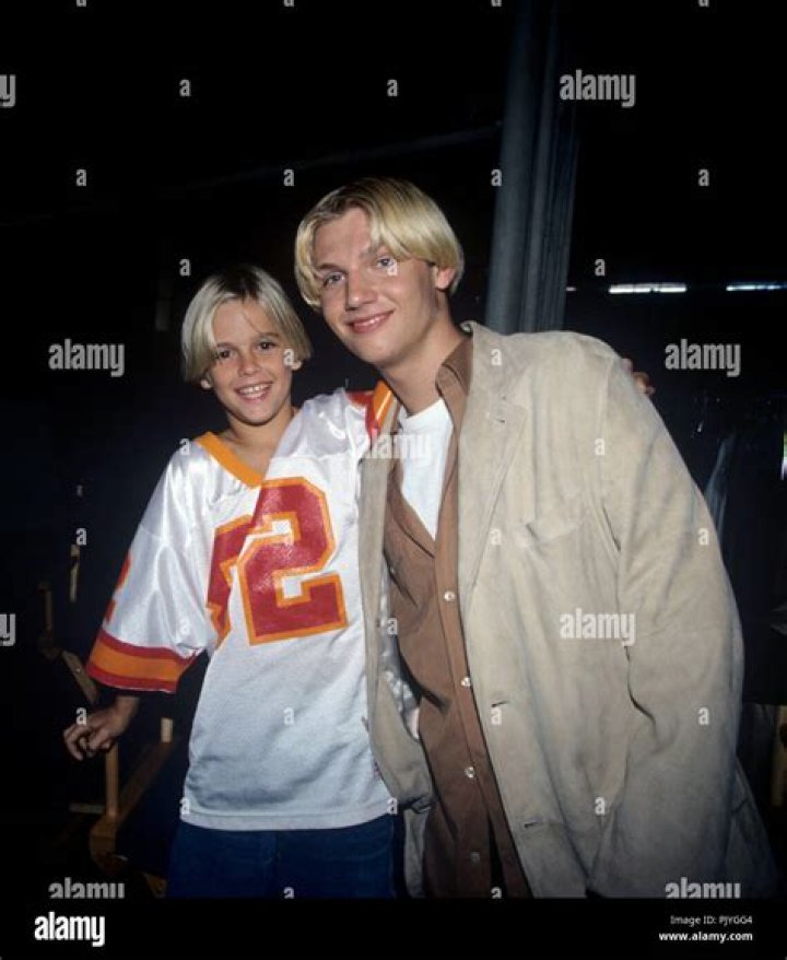 Aaron Carter and Nick Carter