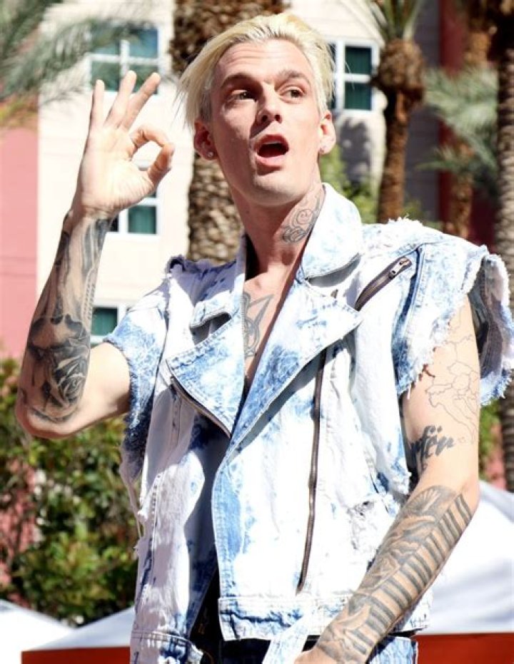 Aaron Carter Performing at Flamingo Go Pool