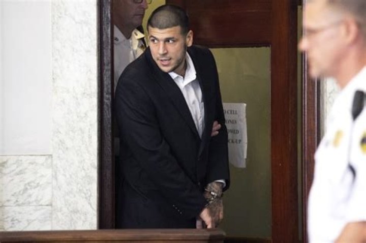 Aaron Hernandez: How He Could Have Impregnated Fiancee Months After Death — Doctor Explains