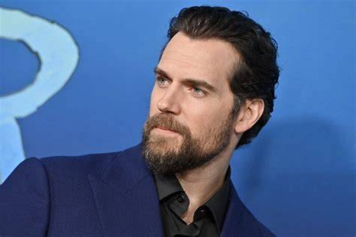 Actor Henry Cavill braves the cold and wet weather as he once again goes shirtless on the set of "Man of Steel" in Vancouver. UK Rights Only Pictured: Henry Cavill Ref: SPL4014090 261011 NON-EXCLUSIVE Picture by: Jking/NHorsley/Flynetpictures.com / SplashNews.com Splash News and Pictures Los Angeles: 310-821-2666 New York: 212-619-2666 London: +44 (0)20 7644 7656 Berlin: +49 175 3764 166 World Rights