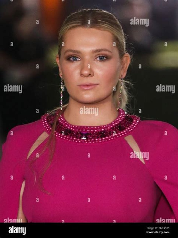 Actress Abigail Breslin wearing a Pamella Roland dress arrives at the Academy Museum of Motion Pictures Opening Gala held at the Academy Museum of Motion Pictures on September 25, 2021 in Los Angeles, California, United States. The Academy Museum of Motion Pictures Opening Gala, Los Angeles, United States - 25 Sep 2021