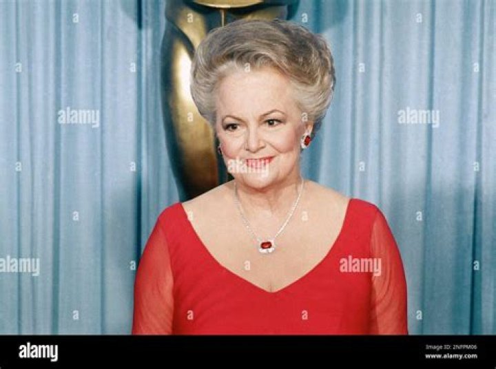 Actress Olivia de Havilland is shown at the Academy Awards in Los Angeles Oscars Olivia de Havilland 1988, Los Angeles, USA
