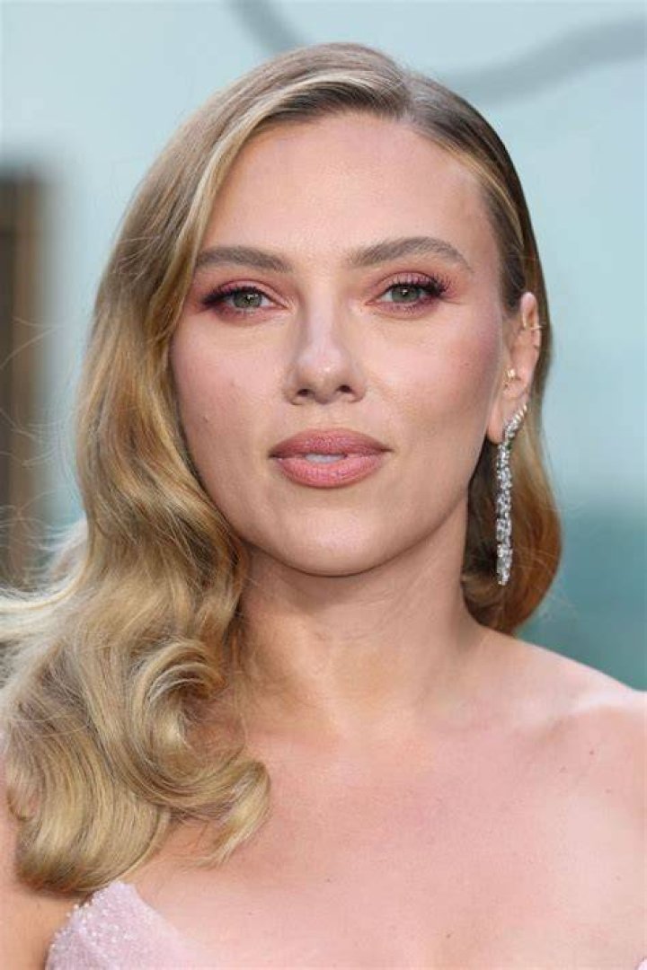 Actress Scarlett Johansson poses on the red carpet at the honors gala for the 44th Kennedy Center Honors, in Washington Kennedy Center Honors, Washington, United States - 05 Dec 2021