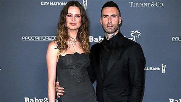 Adam Levine & Pregnant Behati Prinsloo Arrive In Las Vegas Following Multiple Flirting Allegations: Photos