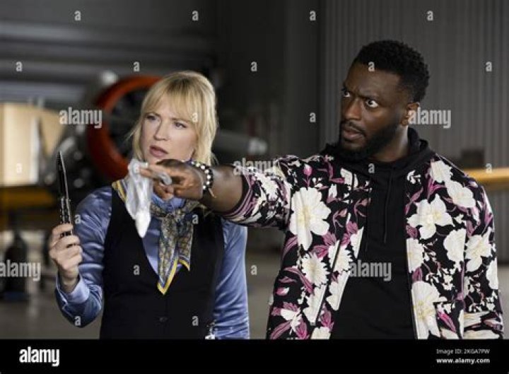 Aldis Hodge & Beth Riesgraf