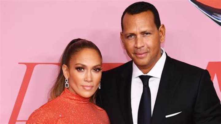 Alex Rodriguez Shares Beautiful Photo With Jennifer Lopez & Daughter Natasha, 15: ‘Incredibly Grateful’