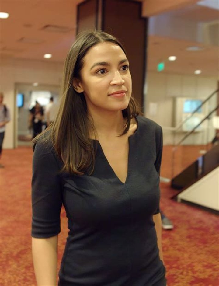 Alexandria Ocasio-Cortez Warns GOP At Women’s March: ‘We Will Not Be Quiet’ About Our Rights