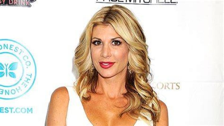 Alexis Bellino Calls Out Maids With Instagram Pic & Gets Backlash – Hollywood Life