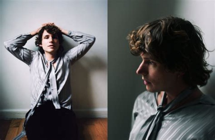Alice Englert & Nicholas Denton