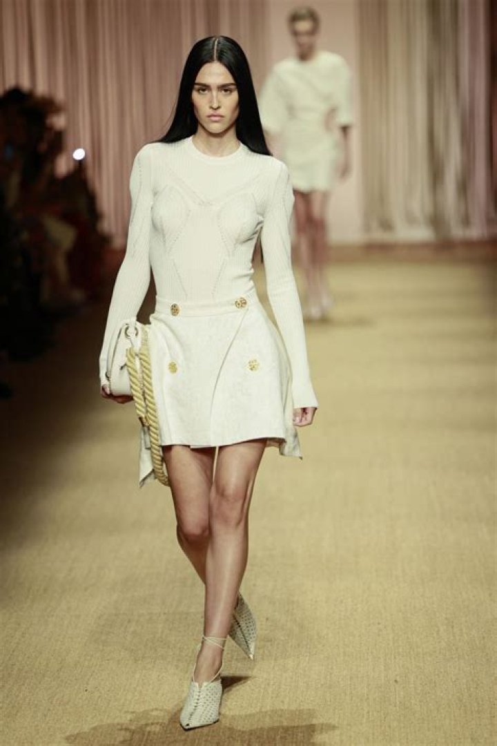 Amelia Hamlin at Roberto Cavalli