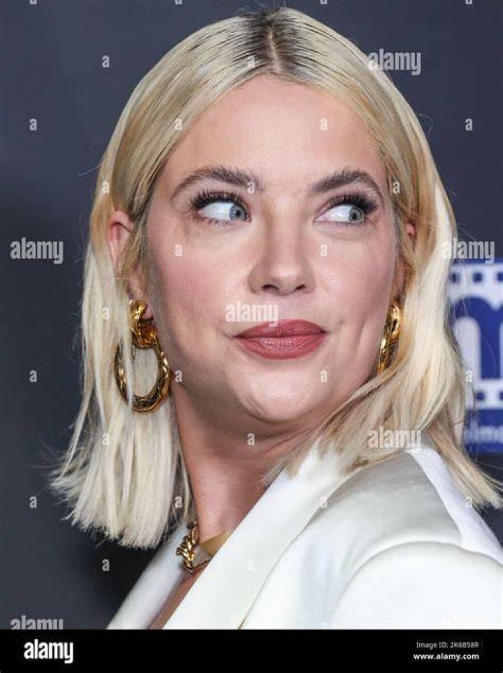 American actress Ashley Benson arrives at the Darren Dzienciol and Richie Akiva Oscar Party 2022 held at a Private Residence on March 26, 2022 in Bel Air, Los Angeles, California, United States. Darren Dzienciol and Richie Akiva Oscar Party 2022, Private Residence, Bel Air, Los Angeles, California, United States - 27 Mar 2022