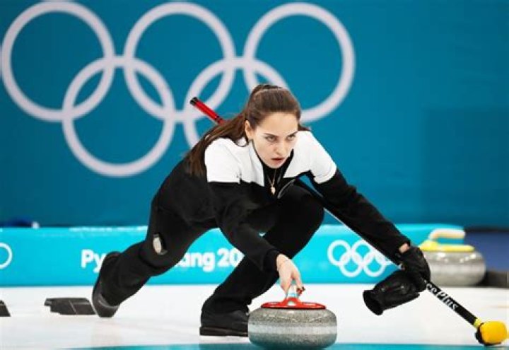 Anastasia Bryzgalova — Pics Of The Sexy Russian Curler