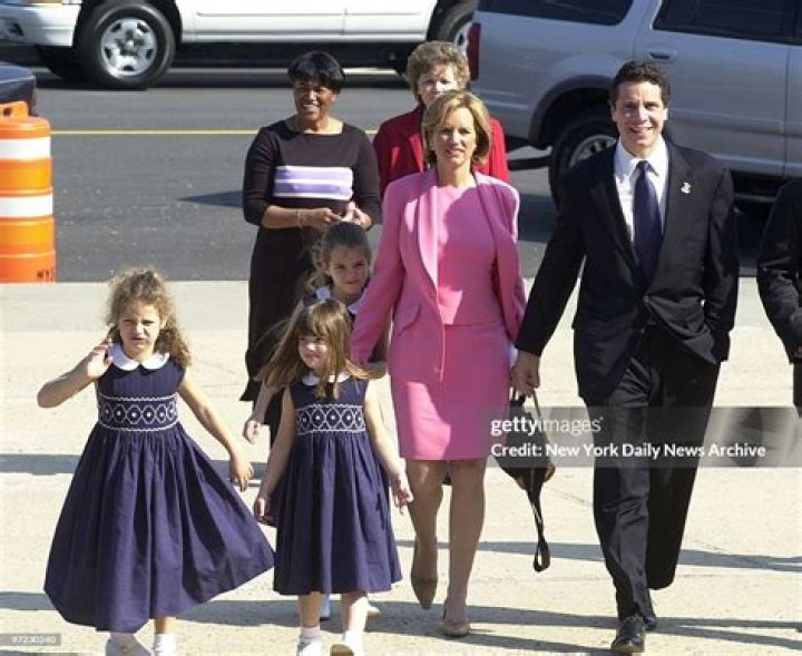 Andrew Cuomo with his wife and daughter