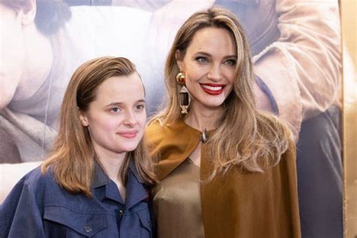 Angelina Jolie & Vivienne Go To The Craft Store