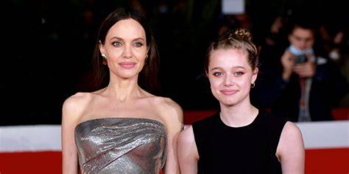 Angelina With Pax & Shiloh In 2014