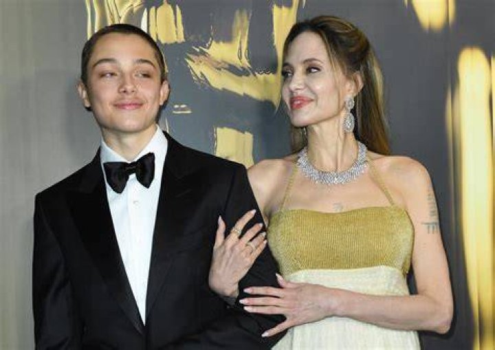 Angelina With Pax & Vivienne In Japan