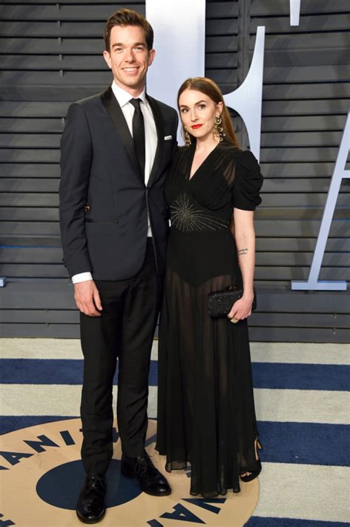 Anna Marie Tendler Seemingly Shades John Mulaney After Baby’s Birth – Hollywood Life