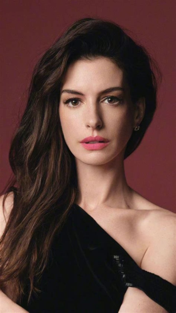 Anne Hathaway