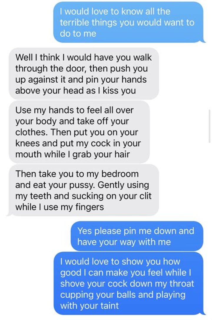 Anthony Weiner Allegedly Caught Sexting 15-Year-Old Girl — Texts Revealed