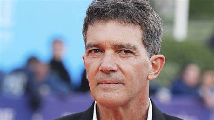 Antonio Banderas Celebrity Profile – Hollywood Life