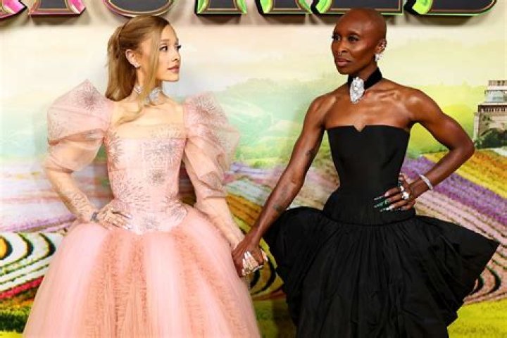 ariana grande cynthia erivo wicked set
