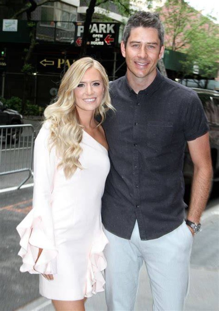 Arie Luyendryk Jr. and Lauren Burnham are all smiles.