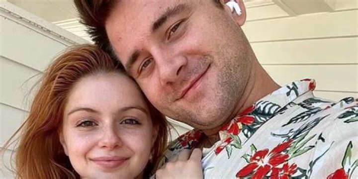 Ariel Winter Luke Benward Relationship Future
