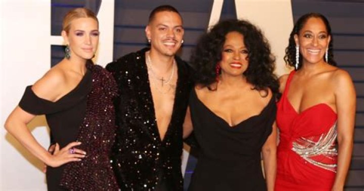 Ashlee Simpson family photo