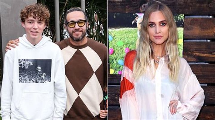 Ashlee Simpson & Pete Wentz’s Son Bronx Looks Grown Up In Rare Photo – Hollywood Life
