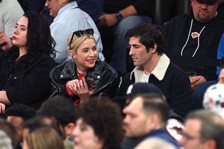 Ashley Benson Wears Bikini & Kisses Brandon Davis In Mexico: Photos – Hollywood Life