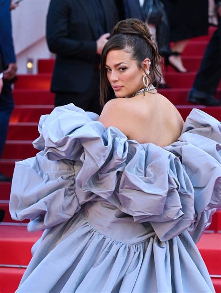 Ashley Graham&rsquo;s Sexiest Bathing Suit Shots Of All Time