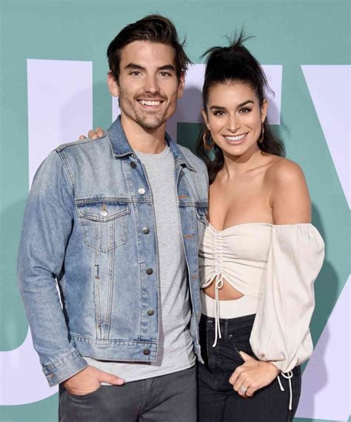 Ashley Iaconetti and Jared Haibon Celebrating NET10 Wireless` Double Data Promotion