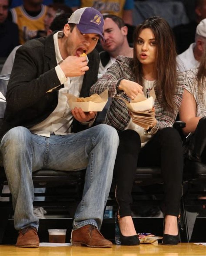 Ashton Kutcher & Mila Kunis