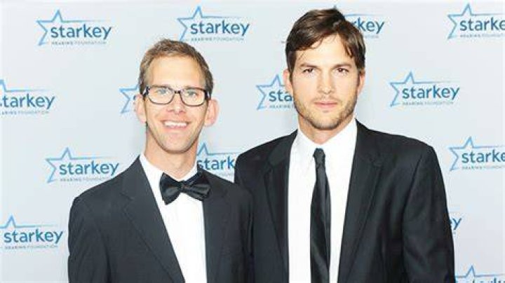 Ashton Kutcher Michael Kutcher