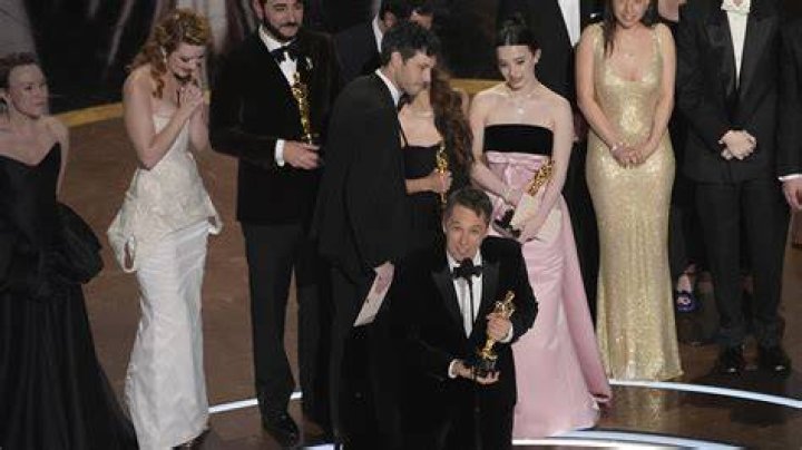 Aurora arrives to the Oscars
