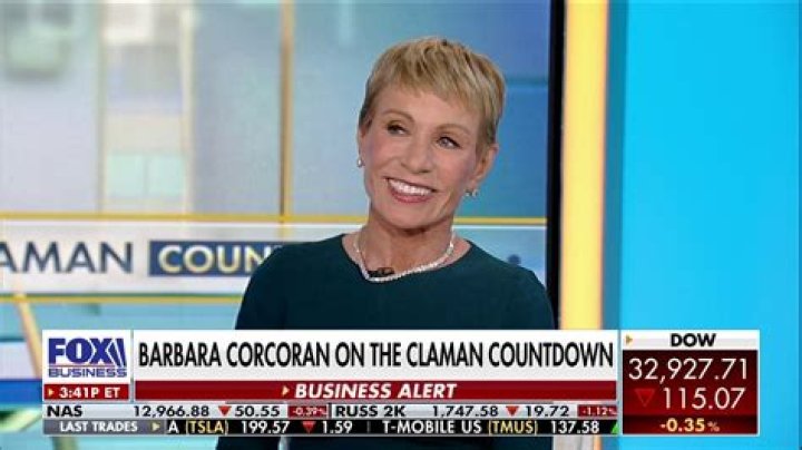 Barbara Corcoran Barbara Corcoran trims cut flowers in the the kitchen of her Park Ave. apartment, in New York People Corcoran, New York, USA