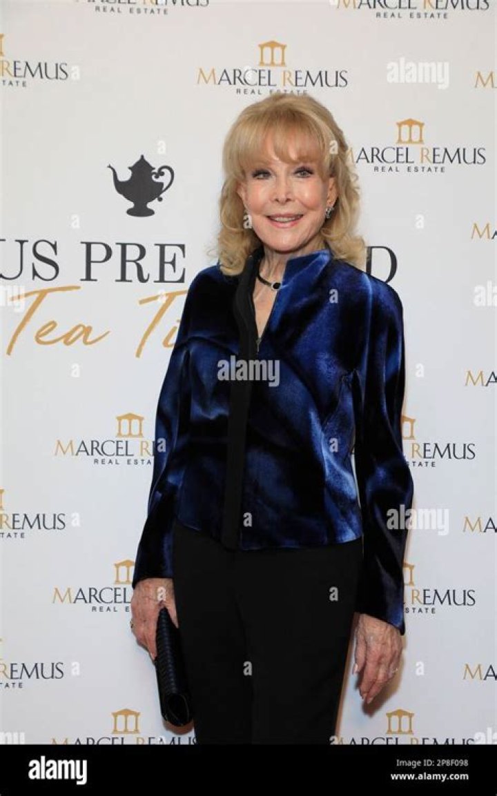 Barbara Eden At The Remus Pre-Award Tea Time