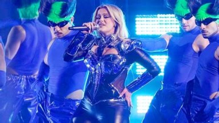 Bebe Rexha AMA 2022 Performance