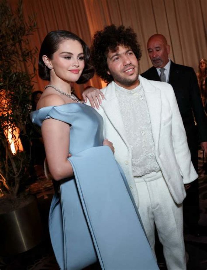 Bella Hadid’s Dad Comforts Her With Sweet Insta After The Weeknd PDAs With Selena Gomez