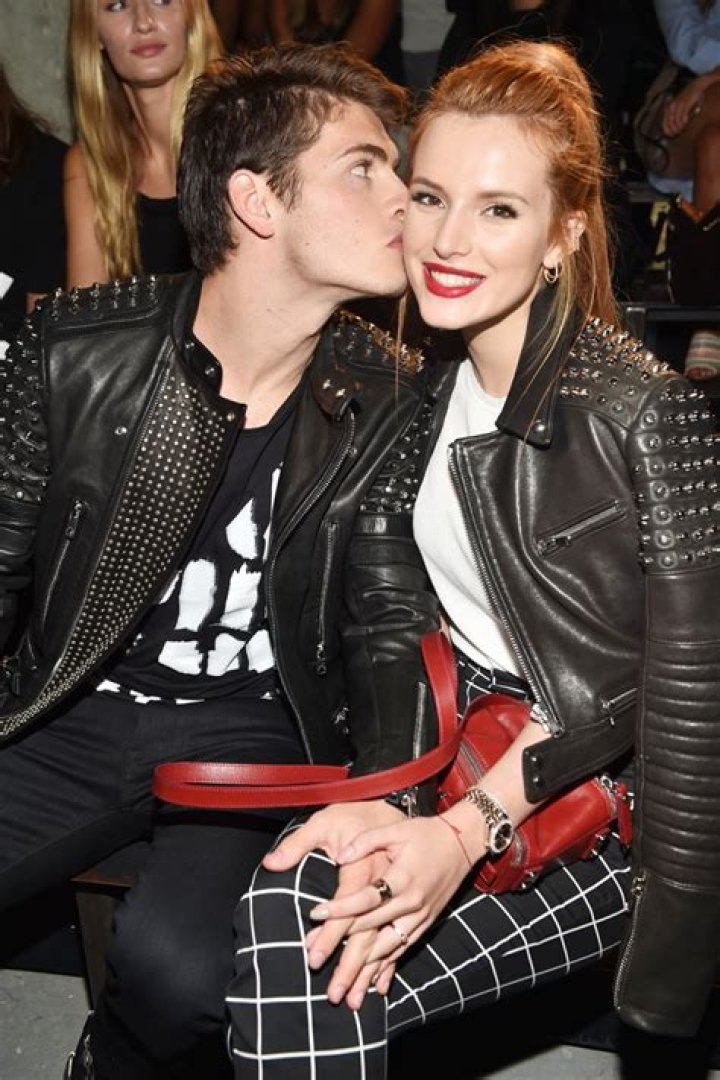 Bella Thorne & Gregg Sulkin