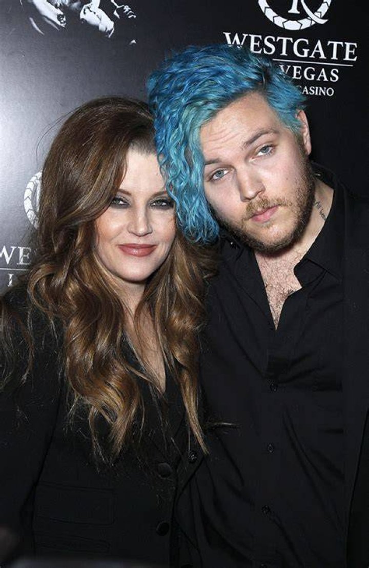 Benjamin Keough’s Grave Being Moved For Lisa Marie Presley: Report – Hollywood Life