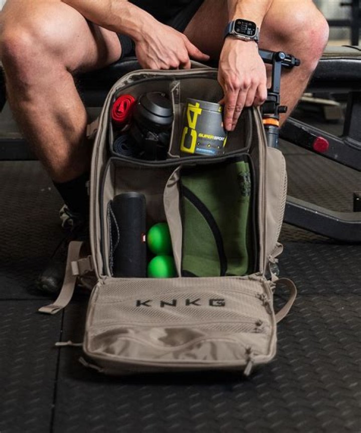 BEST GYM BAG &mdash; Go&nbsp;Dash&nbsp;Dot&nbsp;Isabelle Tote, $198, godashdot.com