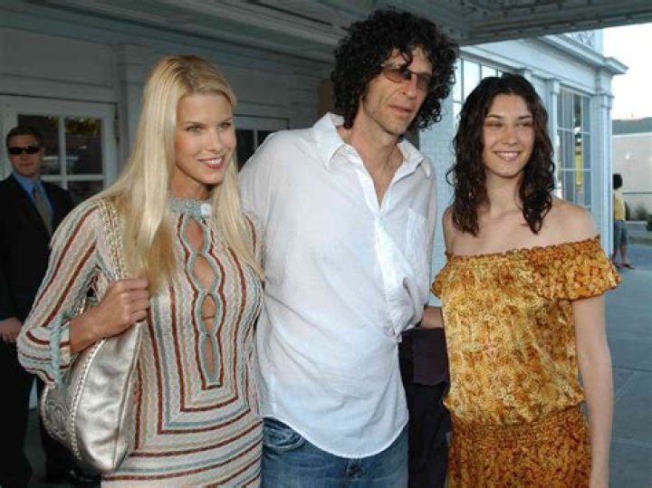 Beth Ostrosky, Howard Stern and his daughters 'The Twilight Saga:New Moon' Film Screening Hosted by the Cinema Society, New York, America - 19 Nov 2009