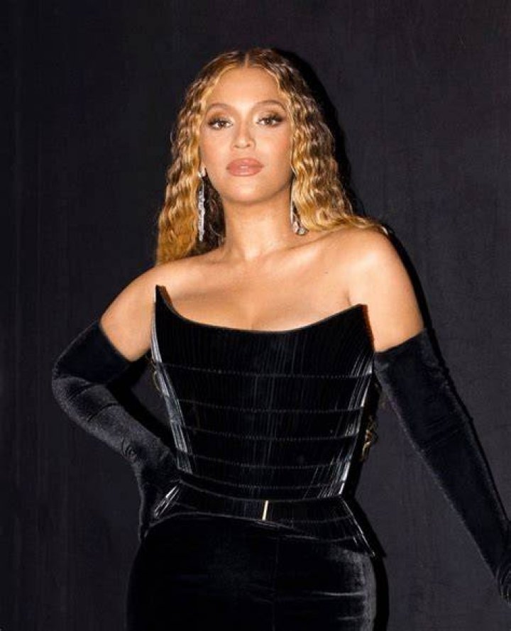Beyonce In Black & Gold