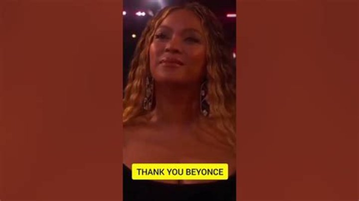 Beyonce Thanks Fans For Ignoring Album Leak & Waiting For Release: ‘I Love You Deep’